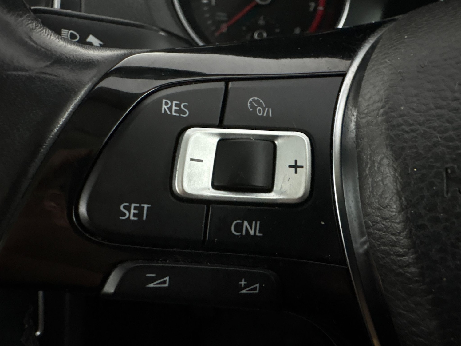 Used Volkswagen Polo 2015 for sale - 76580578: Photo 18