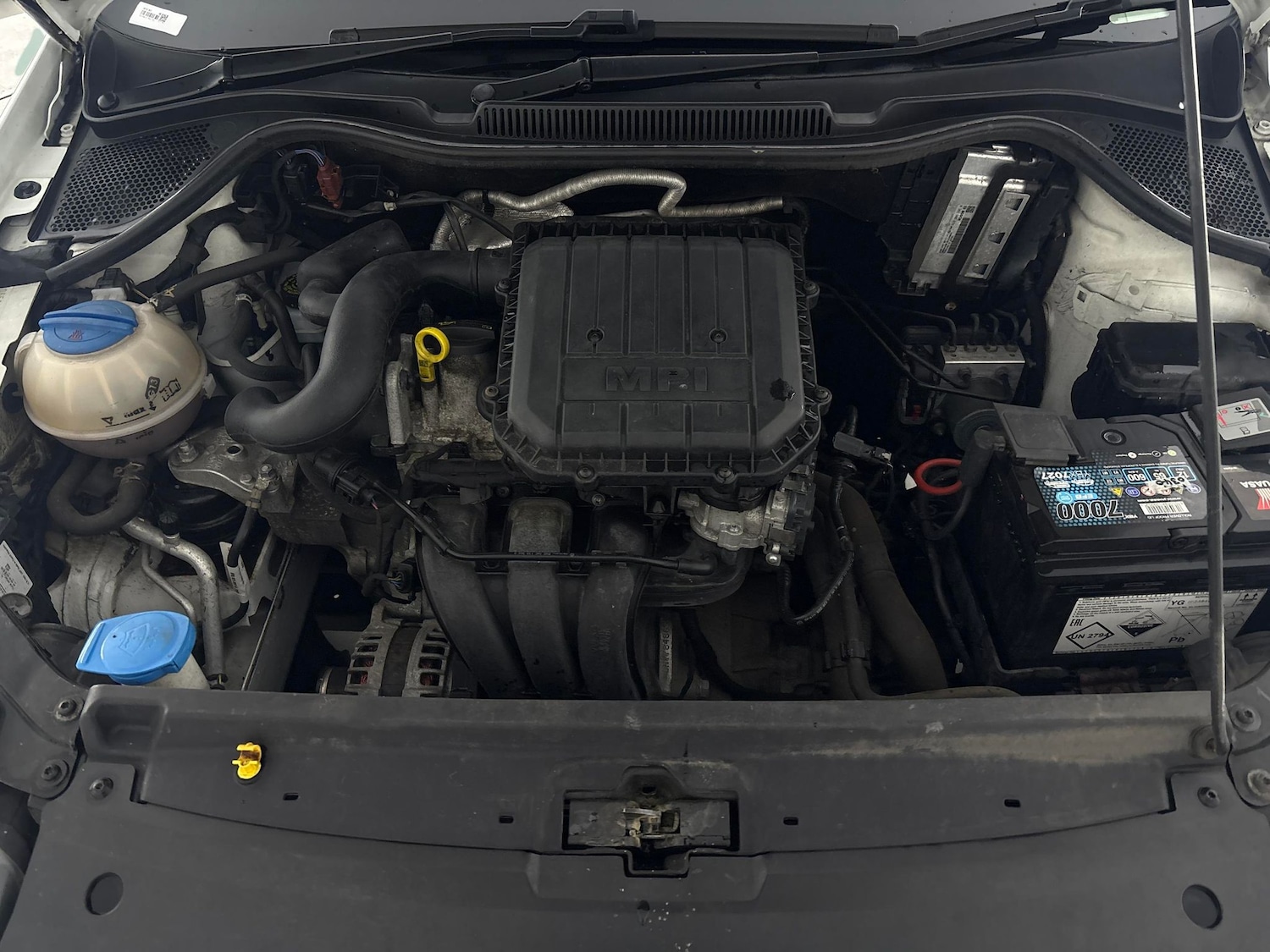 Used Volkswagen Polo 2015 for sale - 76580578: Photo 30