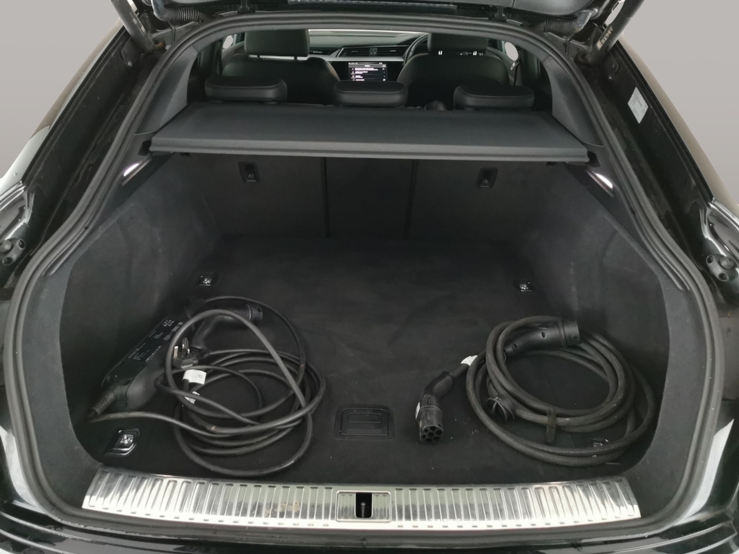 Used Audi e-tron 2023 for sale - 77259440: Photo 39