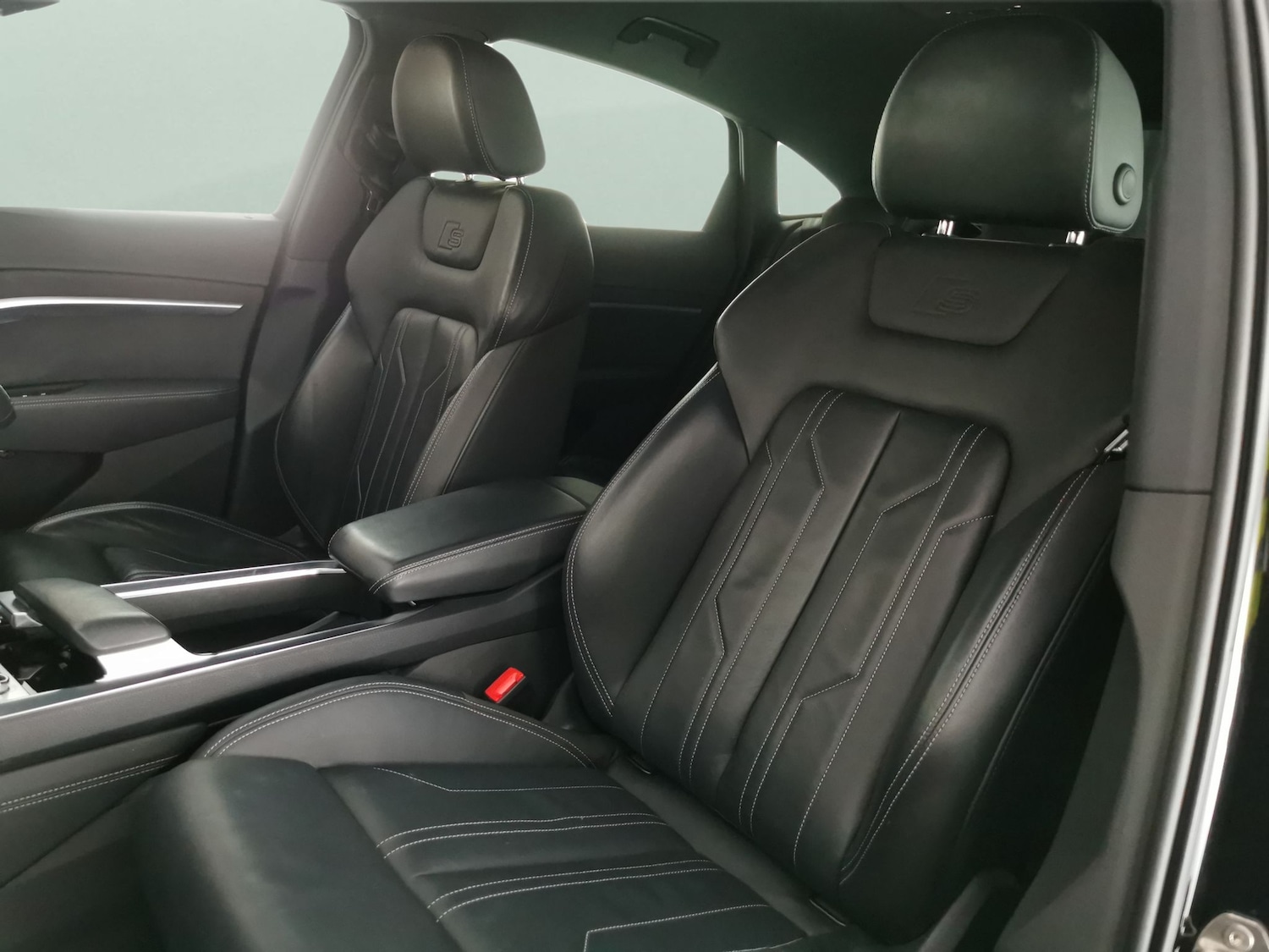 Used Audi e-tron 2023 for sale - 77259440: Photo 7