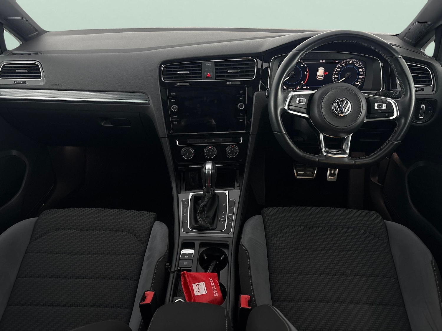 Used Volkswagen Golf 2017 for sale - 76382958: Photo 8