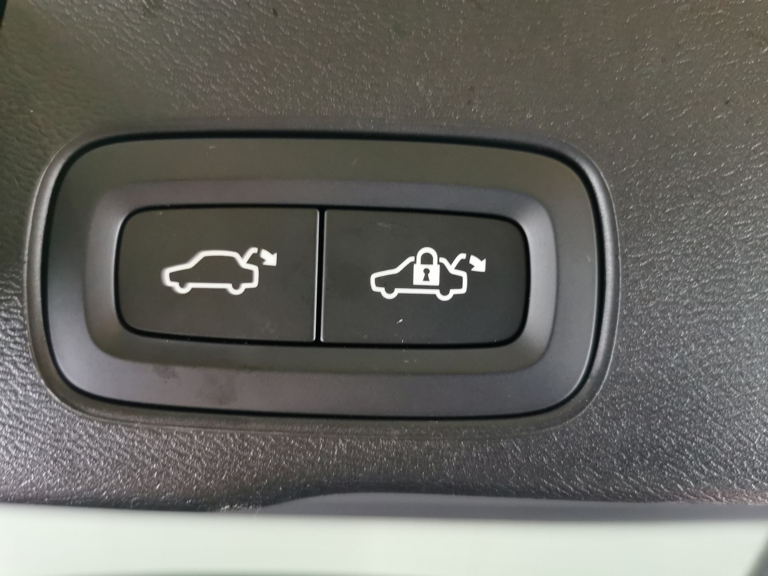 Used Volvo XC60 2022 for sale - 77269749: Photo 15