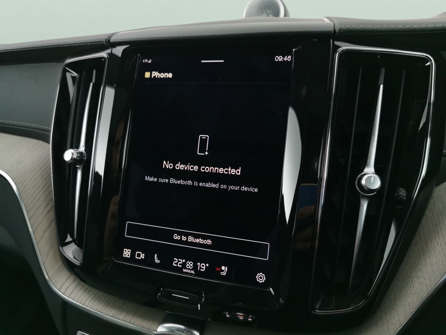 Used Volvo XC60 2022 for sale - 77269749: Photo 19