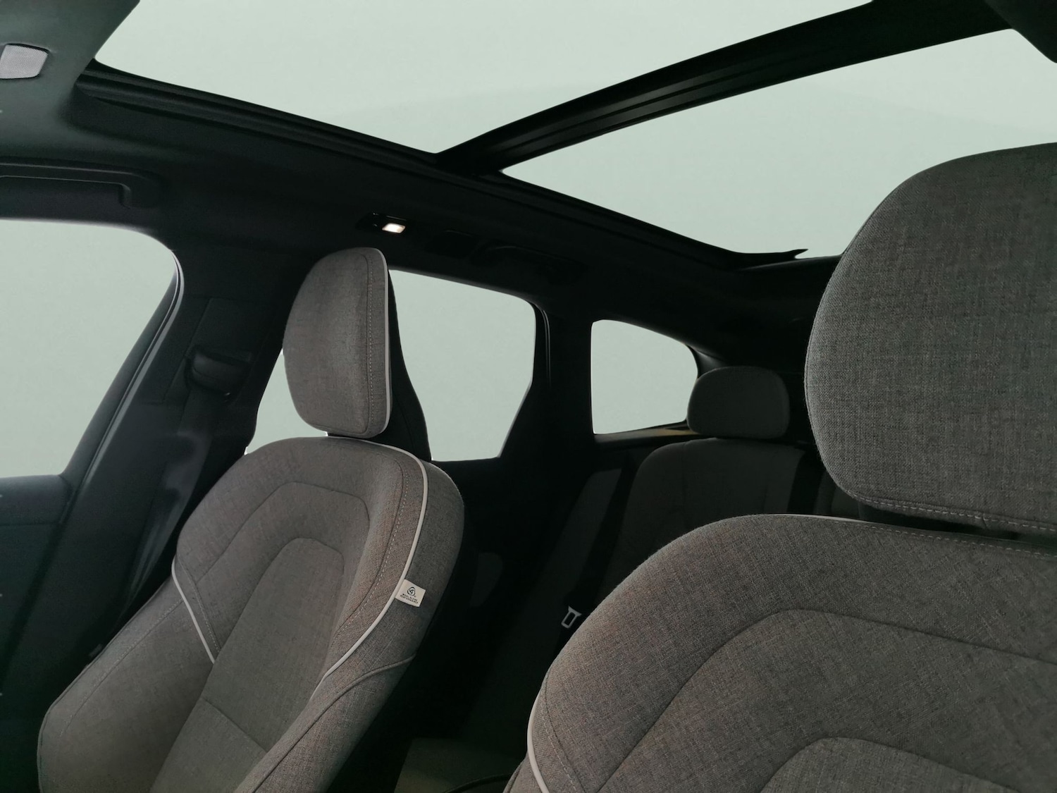 Used Volvo XC60 2022 for sale - 77269749: Photo 5