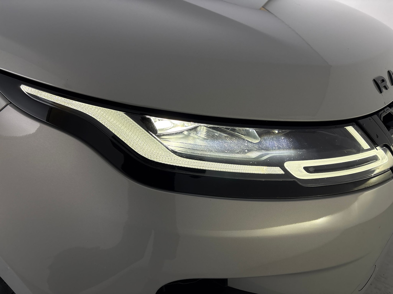 Used Land Rover Range Rover Evoque 2019 for sale - 76518307: Photo 5