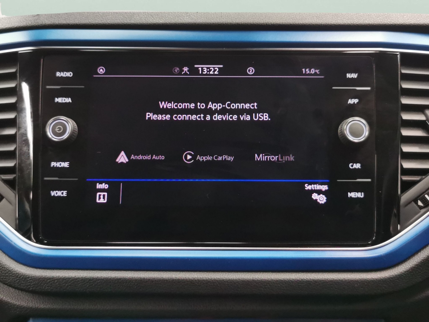 Used Volkswagen T-Roc 2021 for sale - 76492015: Photo 13