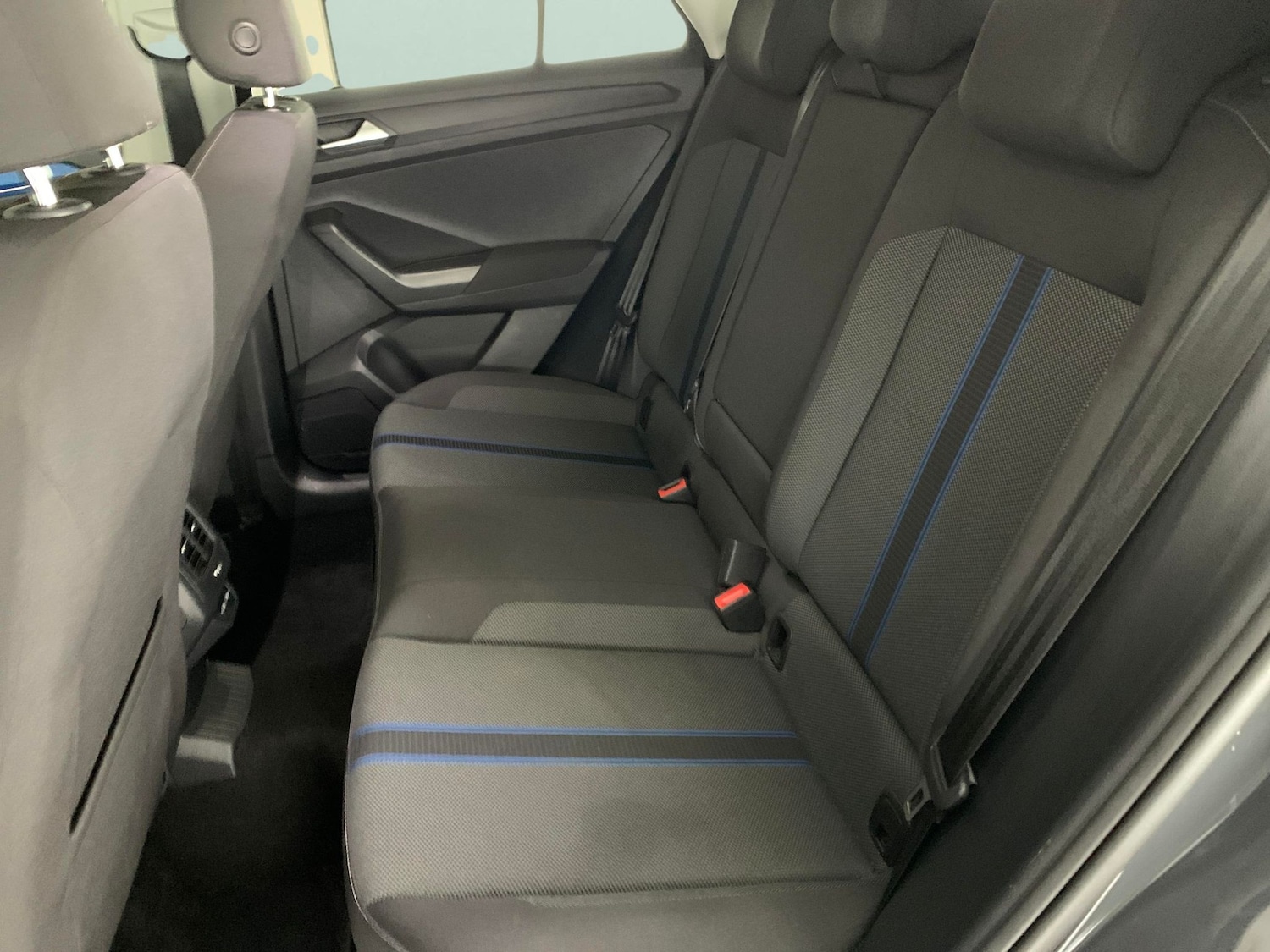 Used Volkswagen T-Roc 2021 for sale - 76492015: Photo 24