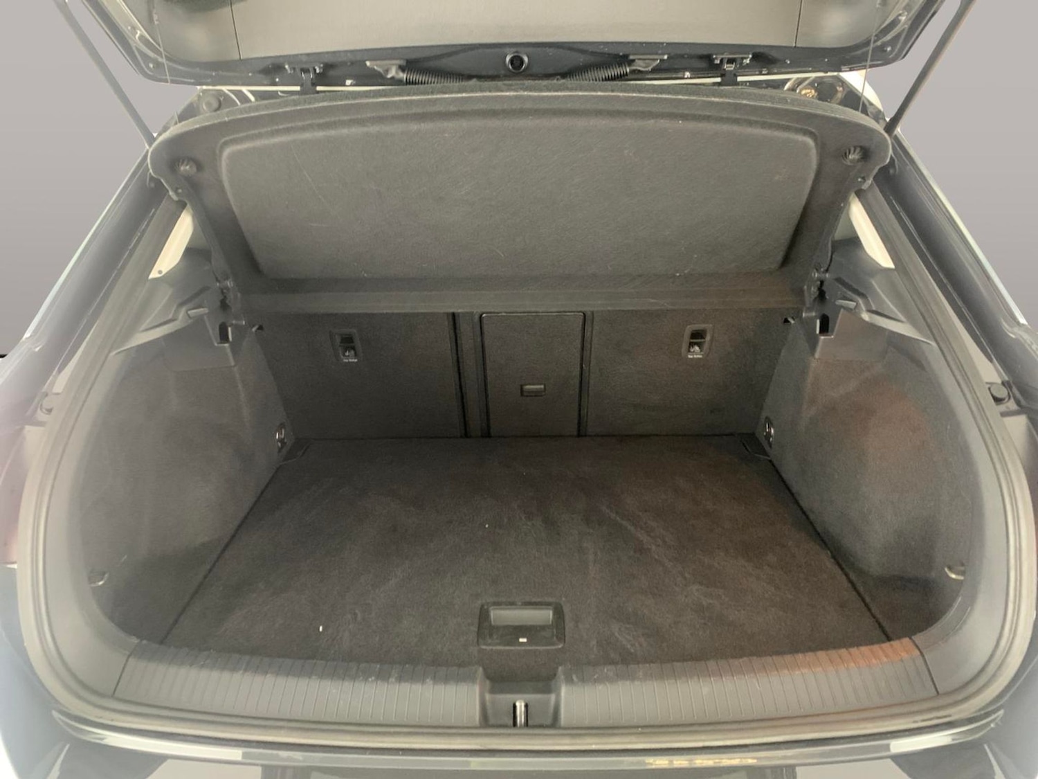 Used Volkswagen T-Roc 2021 for sale - 76492015: Photo 25