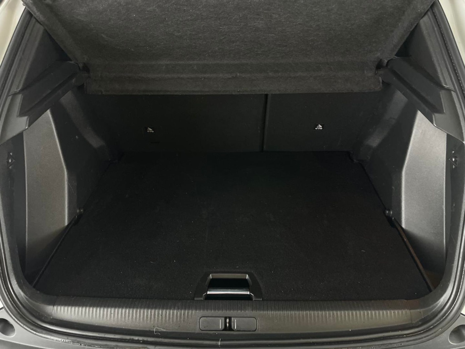 Used Peugeot 2008 2023 for sale - 78061707: Photo 36