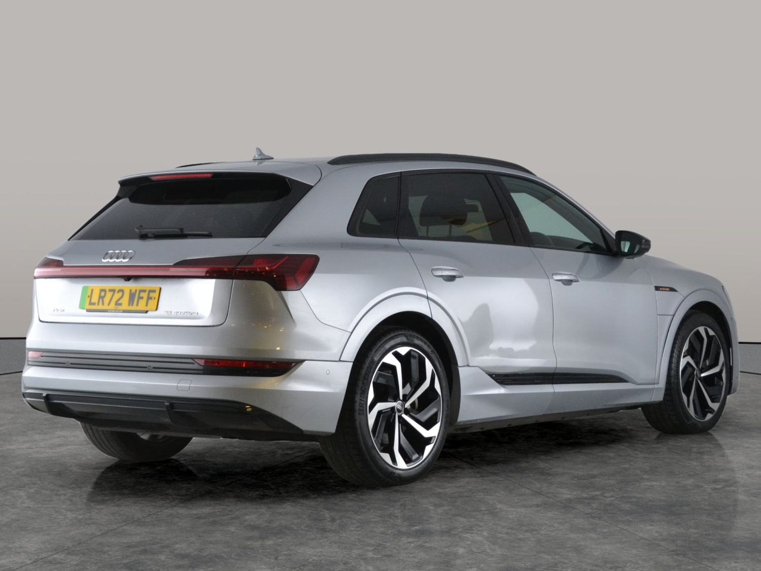 Used Audi e-tron 2022 for sale - 76777862: Photo 11