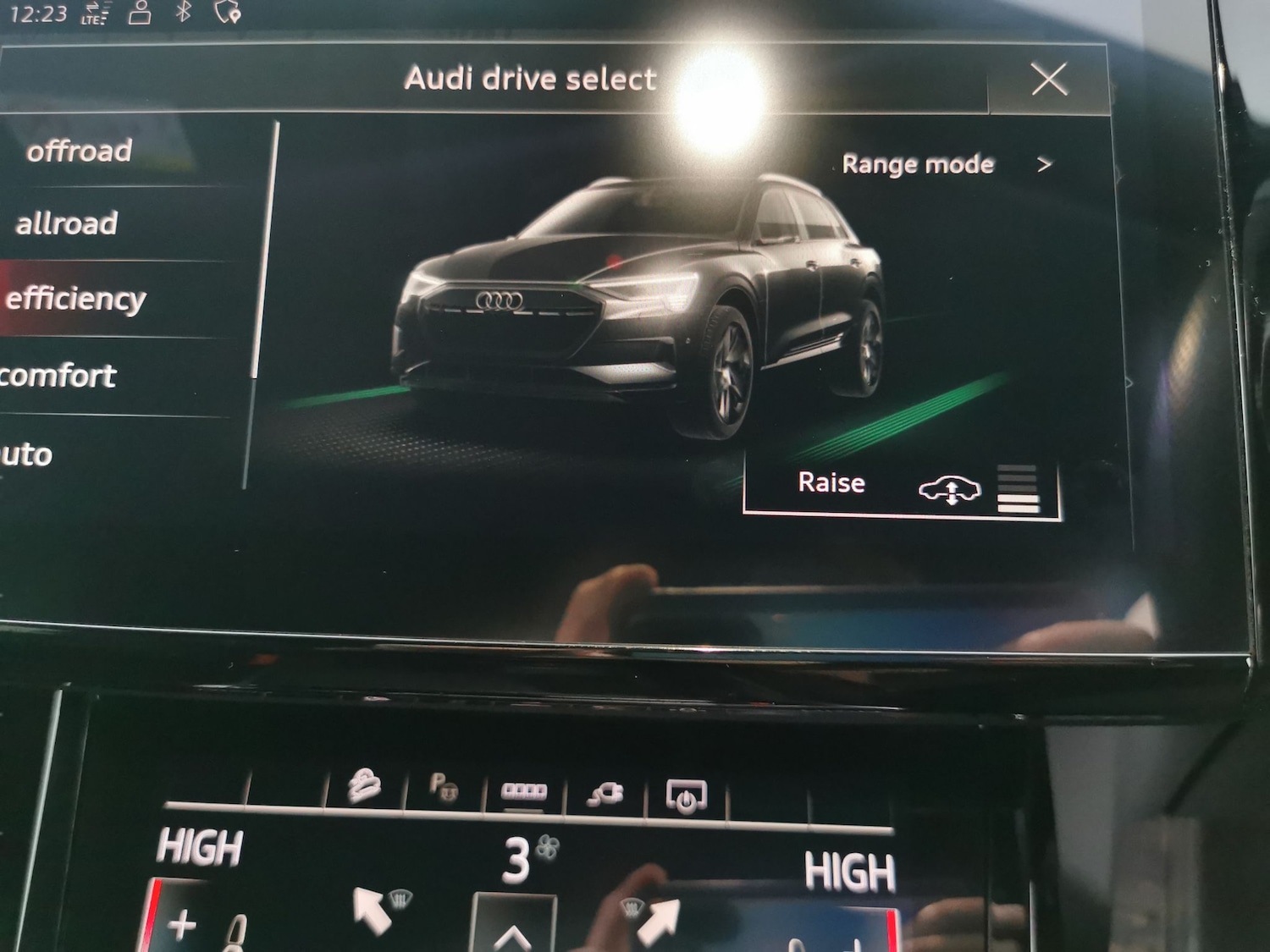 Used Audi e-tron 2022 for sale - 76777862: Photo 23