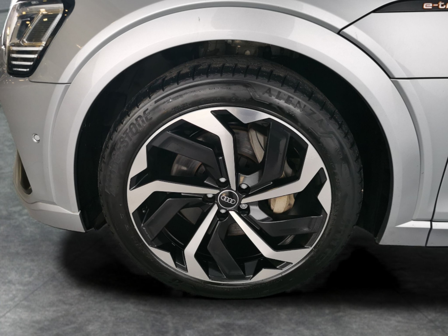 Used Audi e-tron 2022 for sale - 76777862: Photo 24