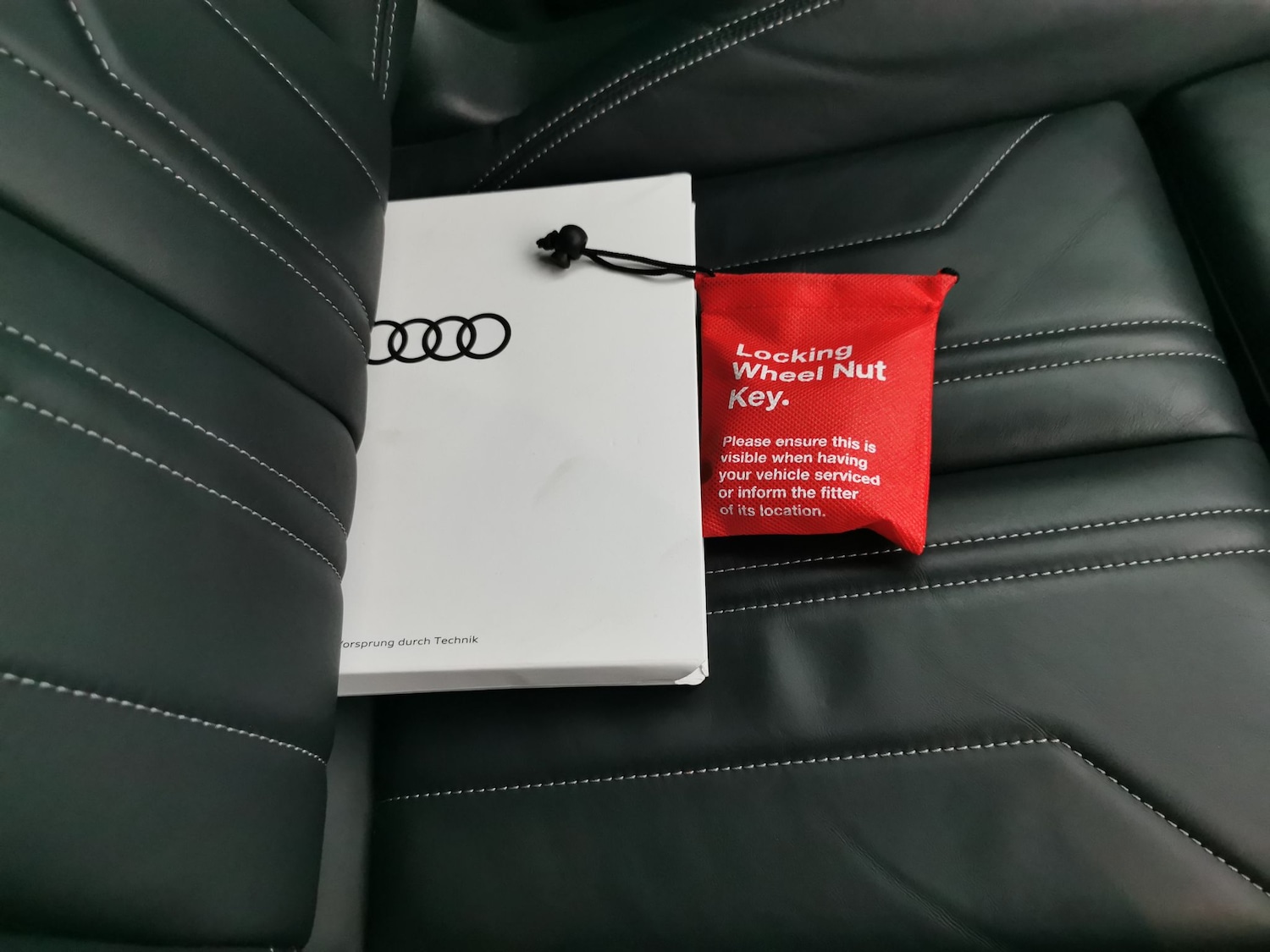 Used Audi e-tron 2022 for sale - 76777862: Photo 32