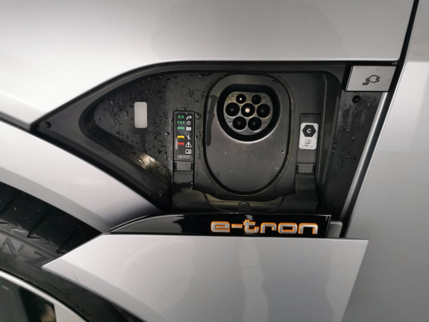 Used Audi e-tron 2022 for sale - 76777862: Photo 33