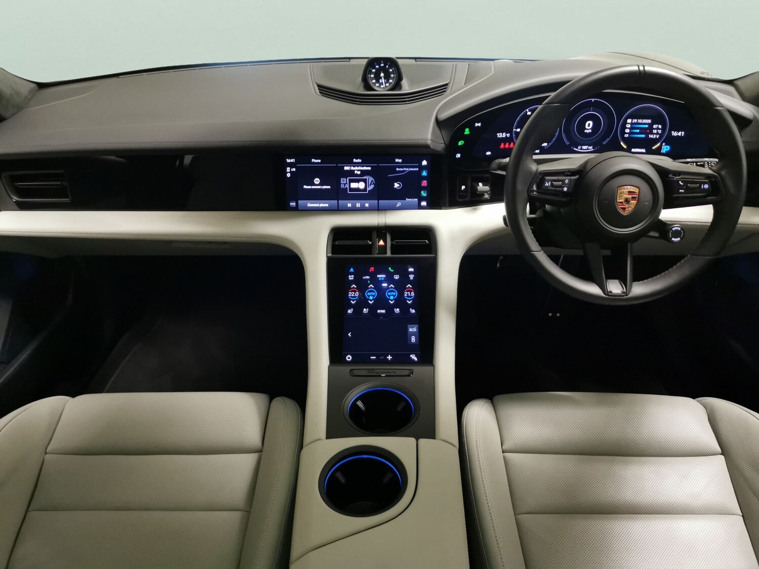 Used Porsche Taycan 2023 for sale - 78207259: Photo 10