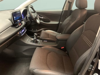 Used Hyundai i30 2023 for sale - 79443078: Photo