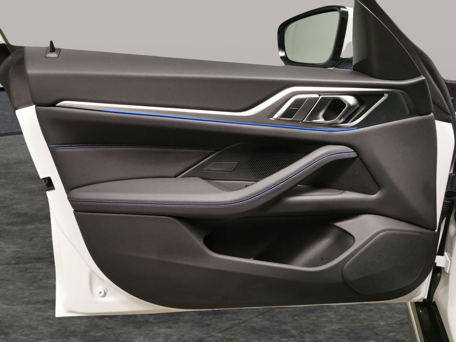 Used BMW i4 2023 for sale - 77810559: Photo 36