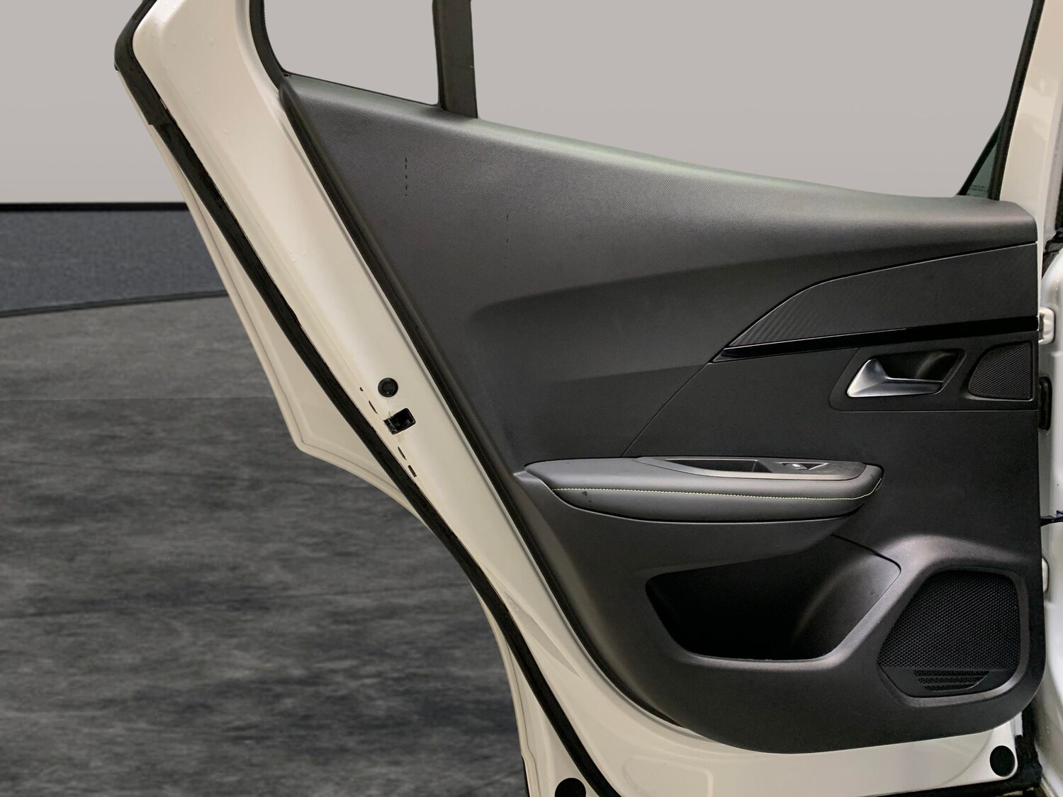 Used Peugeot 2008 2022 for sale - 77448102: Photo 27