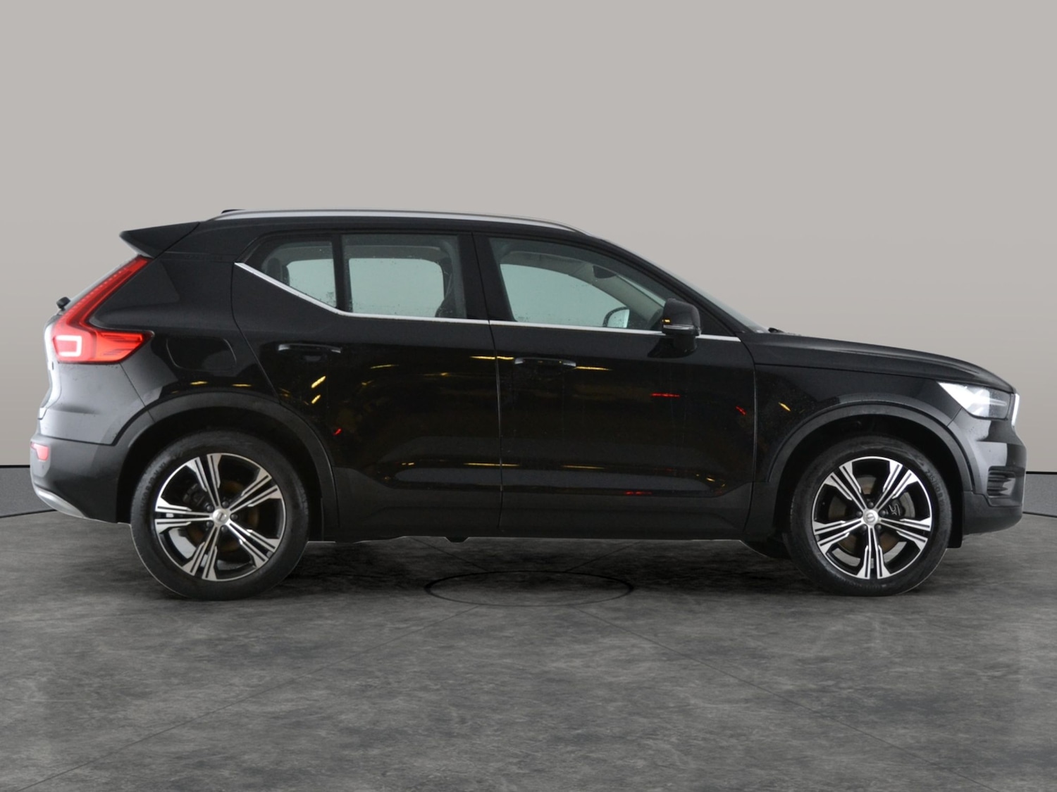 Used Volvo XC40 2022 for sale - 76748749: Photo 12