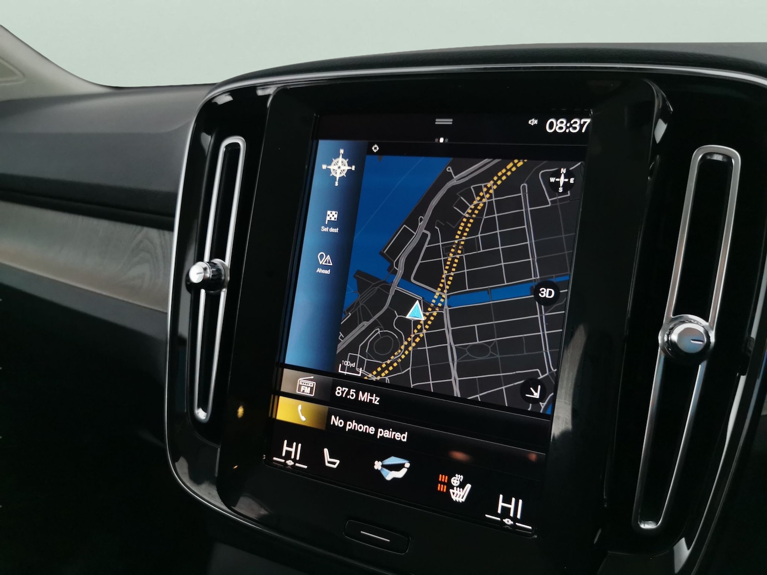 Used Volvo XC40 2022 for sale - 76748749: Photo 5