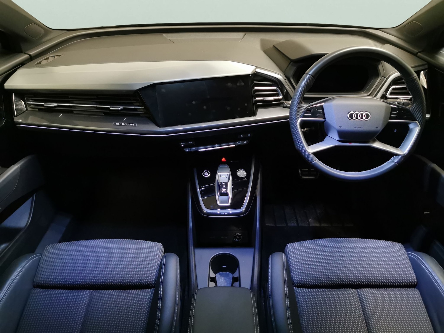 Used Audi Q4 e-tron 2023 for sale - 78129463: Photo 7