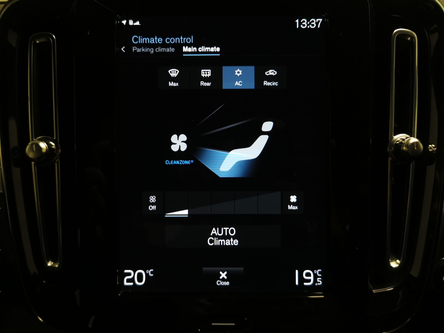 Used Volvo XC40 2022 for sale - 77010765: Photo 17