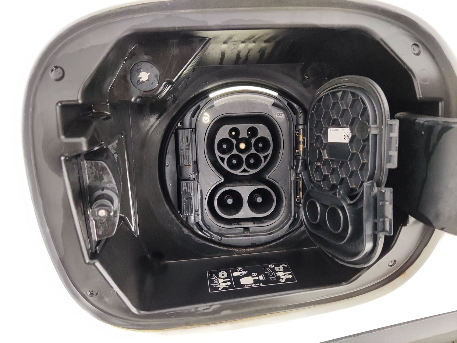 Used Mercedes-Benz EQA 2022 for sale - 78178202: Photo 36