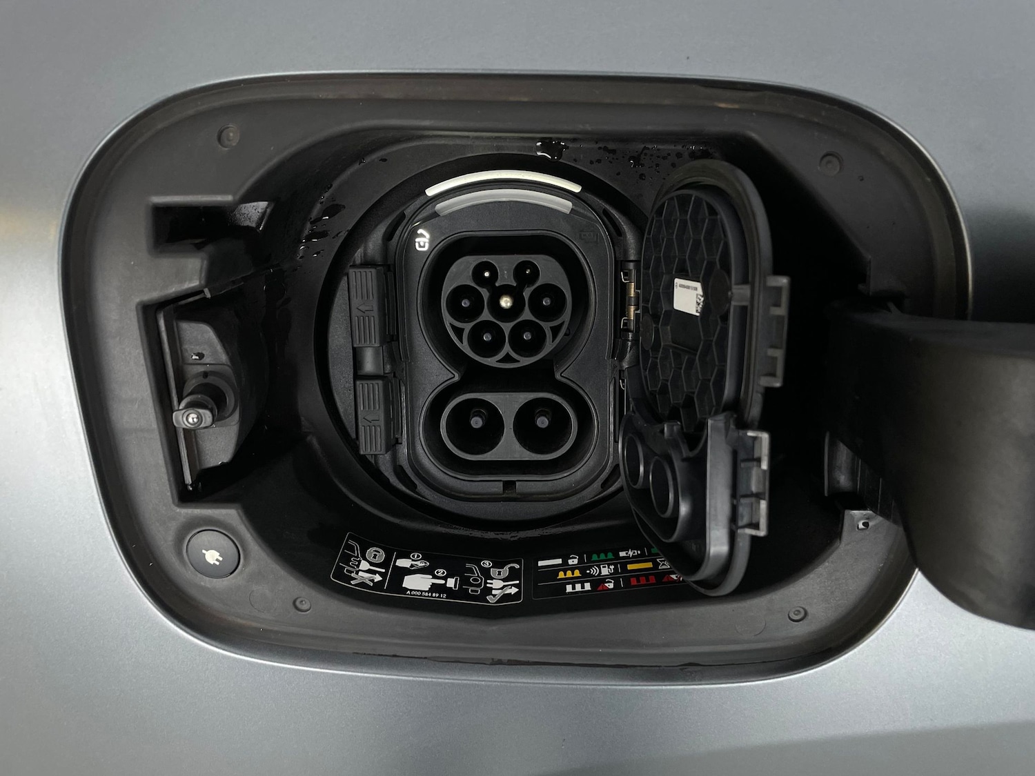 Used Mercedes-Benz EQC 2022 for sale - 77248449: Photo 38