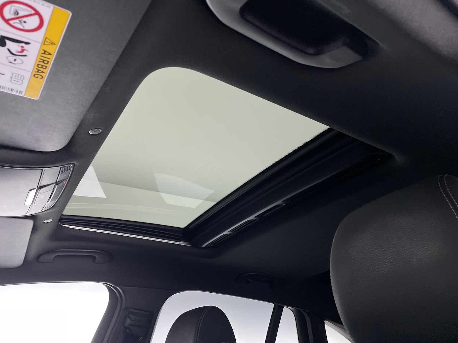 Used Mercedes-Benz EQC 2022 for sale - 77248449: Photo 5