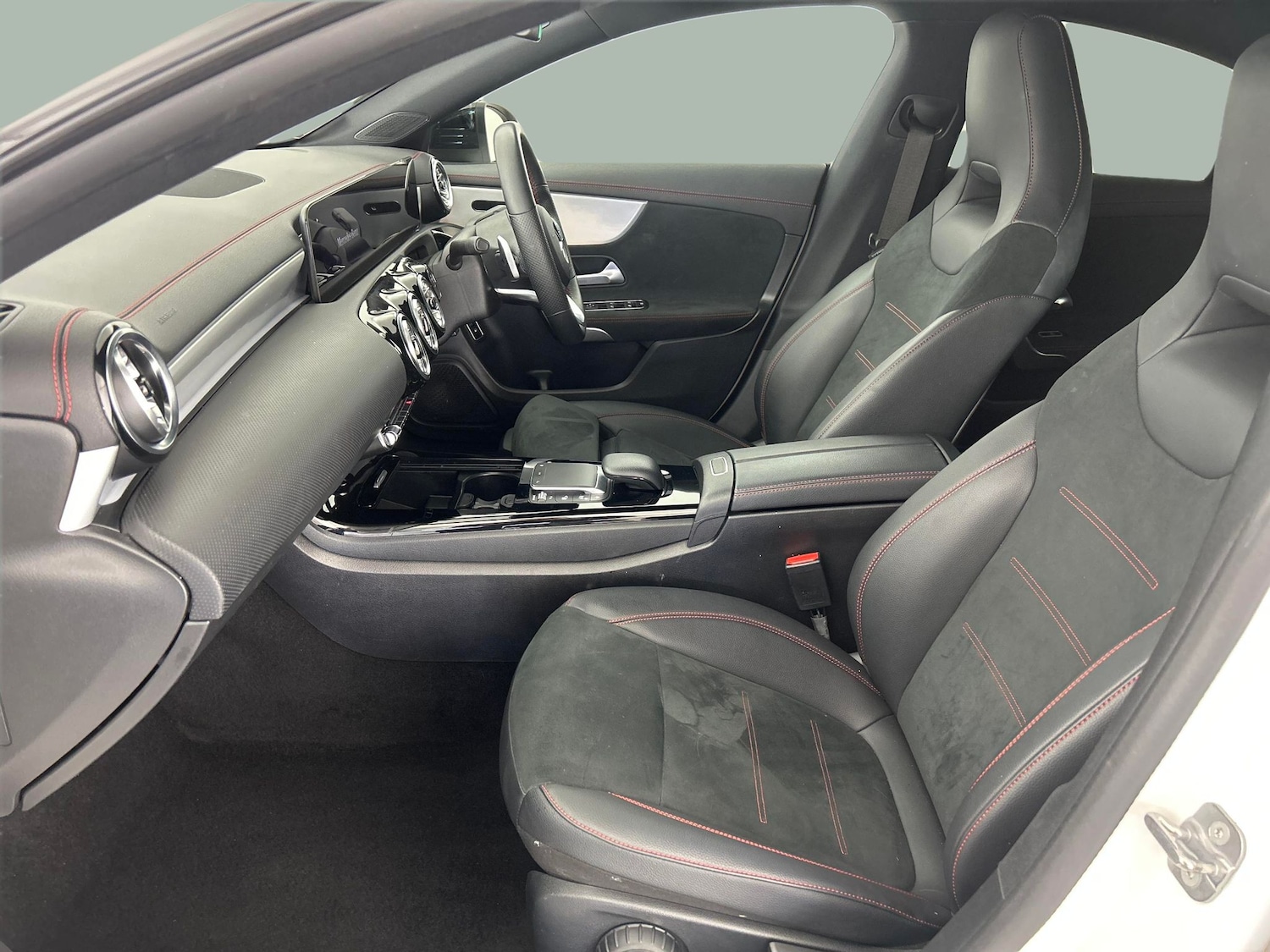 Used Mercedes-Benz CLA 2023 for sale - 76452591: Photo 27