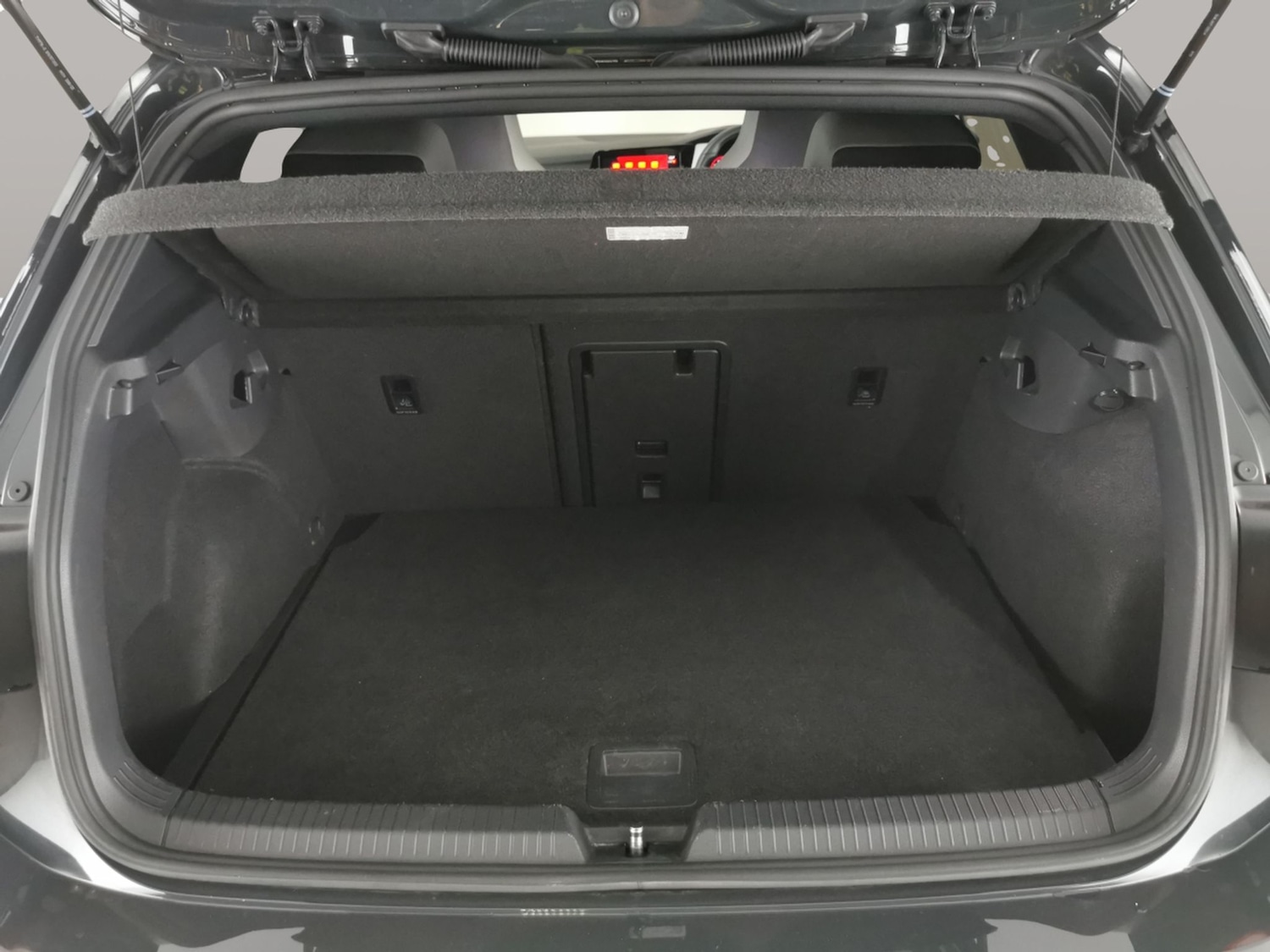 Used Volkswagen Golf 2023 for sale - 78166771: Photo 35