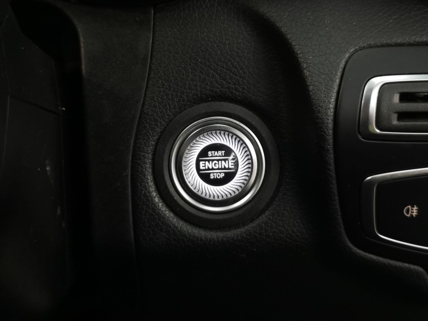 Used Mercedes-Benz C Class 2018 for sale - 76475422: Photo 20