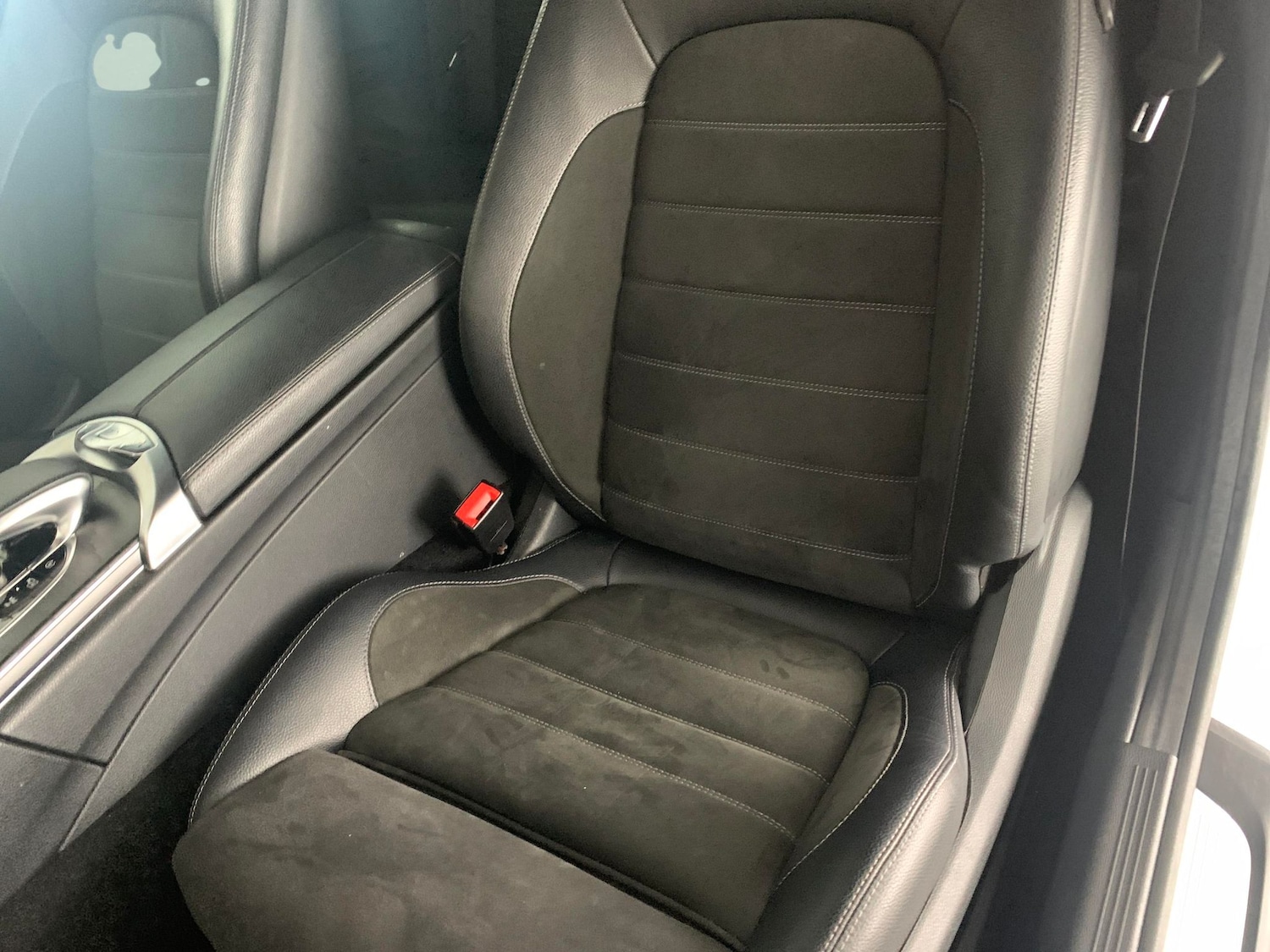 Used Mercedes-Benz C Class 2018 for sale - 76475422: Photo 25