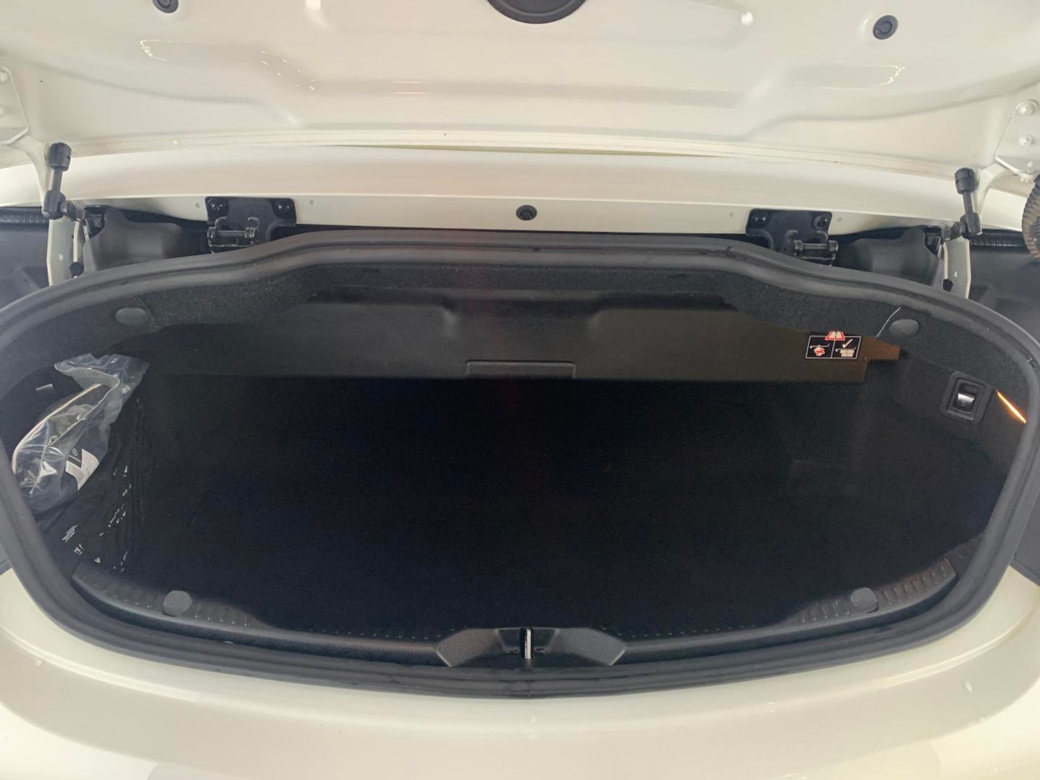 Used Mercedes-Benz C Class 2018 for sale - 76475422: Photo 30