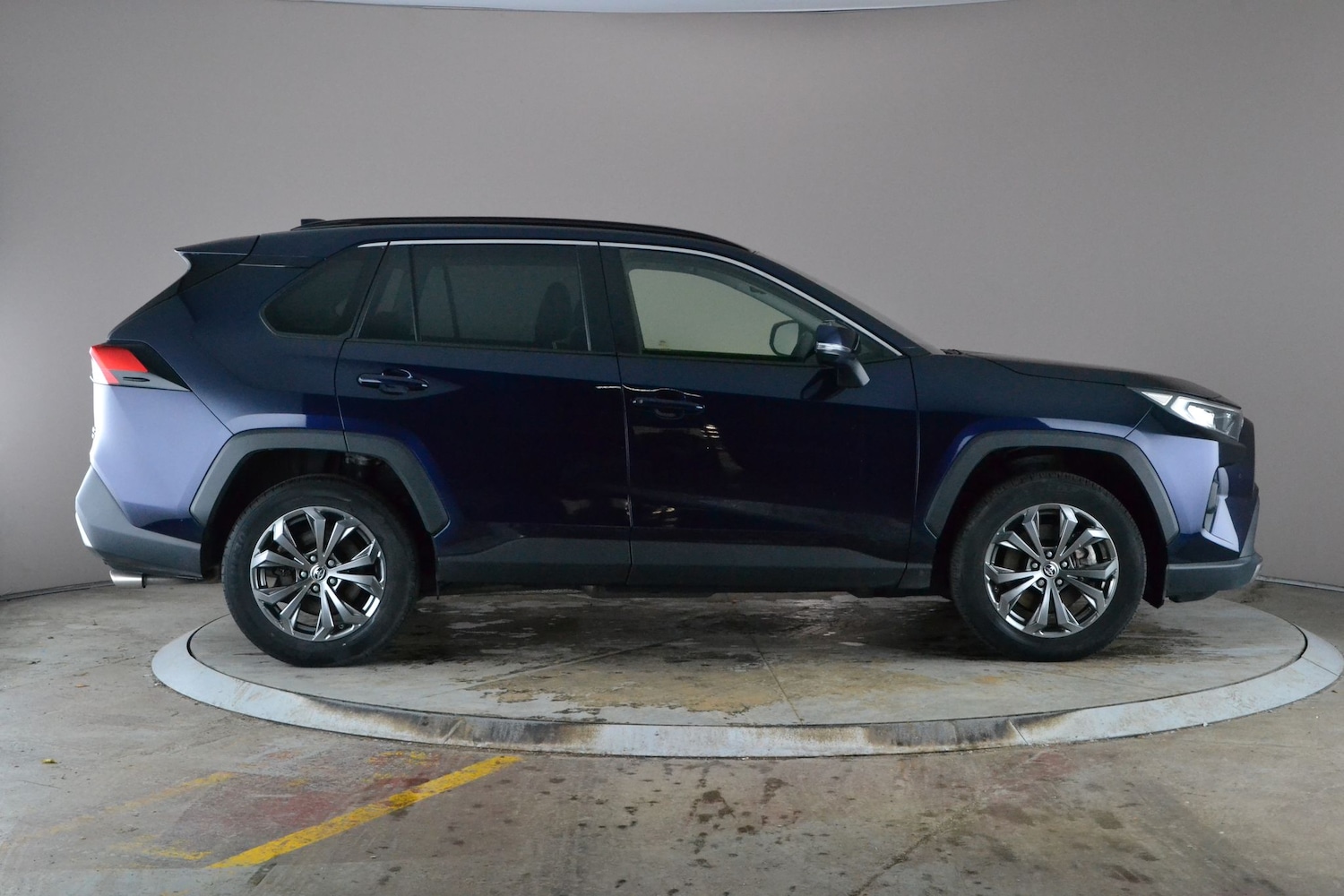 Used Toyota RAV4 2022 for sale - 77545632: Photo 9