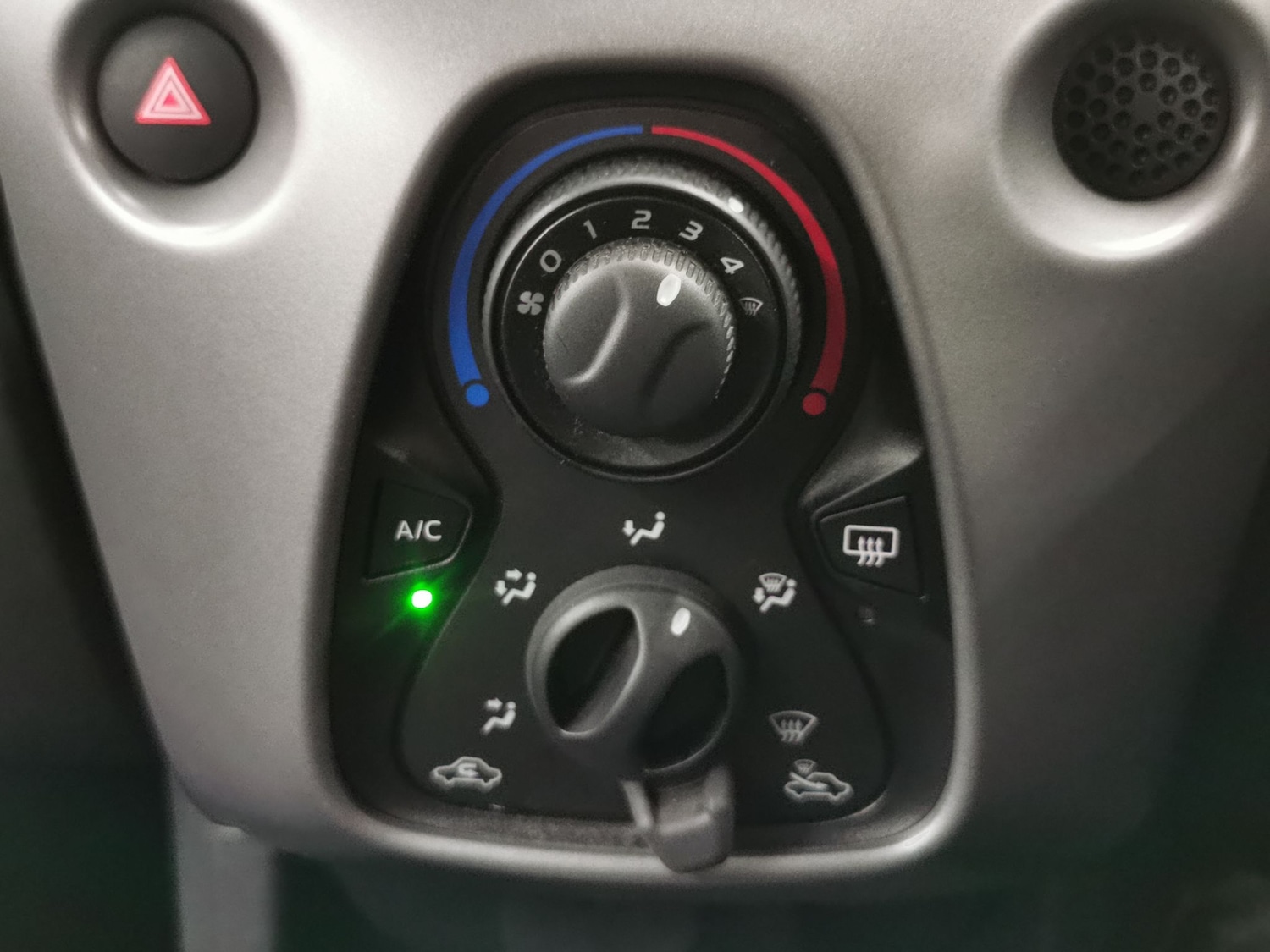 Used Toyota AYGO for sale - 76477624: Photo 16