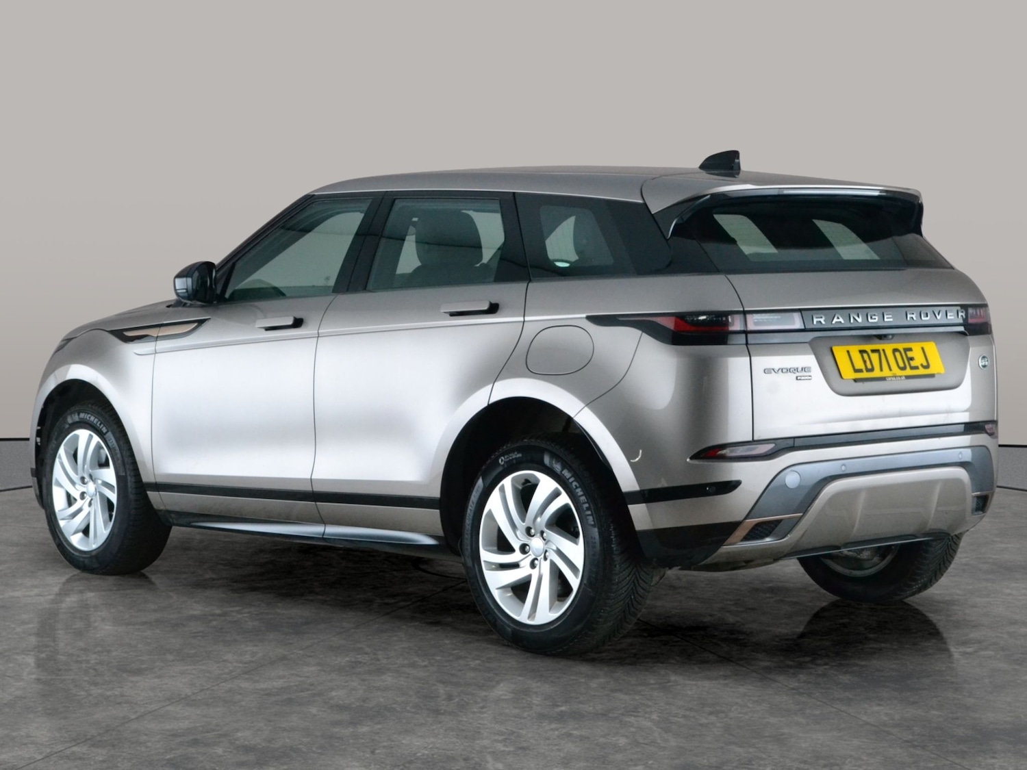 Used Land Rover Range Rover Evoque 2021 for sale - 77638268: Photo 12