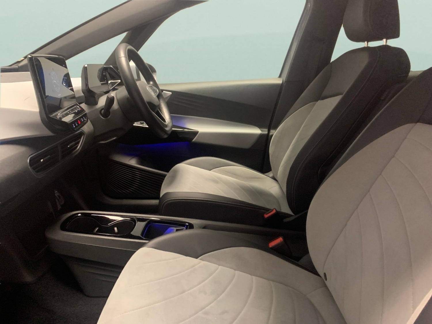 Used Volkswagen ID.3 2023 for sale - 77619631: Photo 4