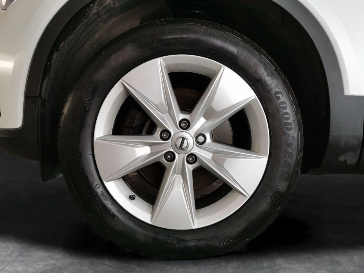 Used Volvo XC40 2024 for sale - 77235790: Photo 22