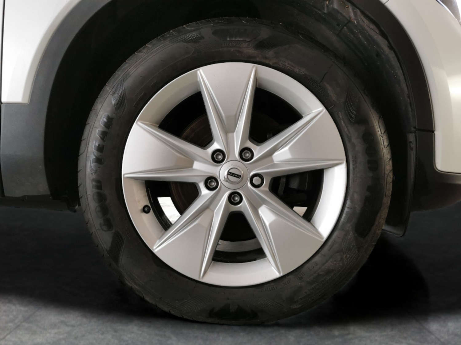 Used Volvo XC40 2024 for sale - 77235790: Photo 23