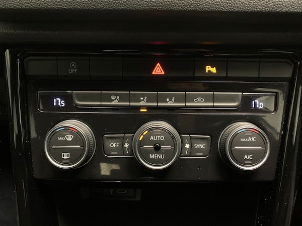 Used Volkswagen T-Roc 2021 for sale - 76248991: Photo 23