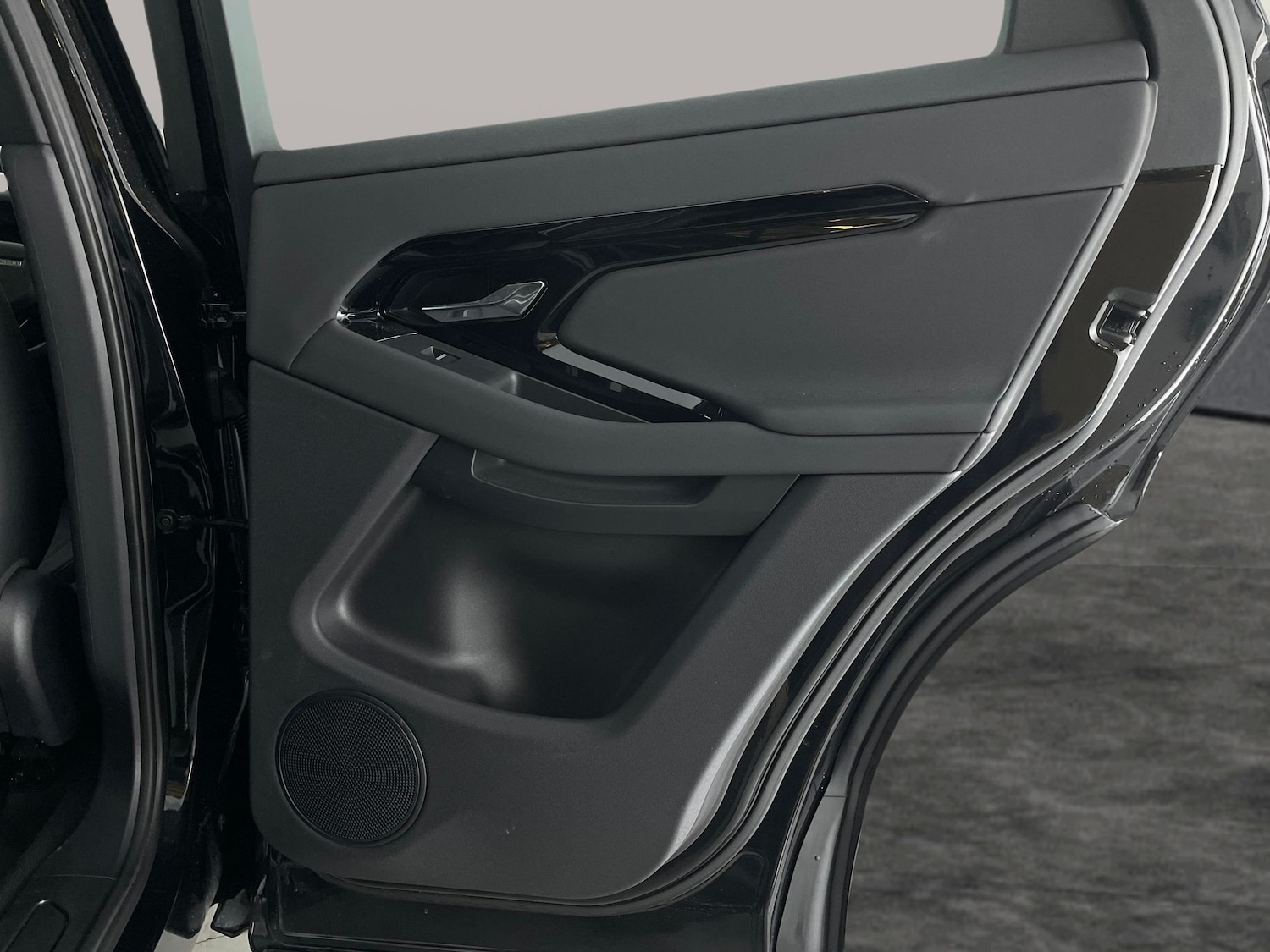 Used Land Rover Range Rover Evoque 2024 for sale - 78082040: Photo 36