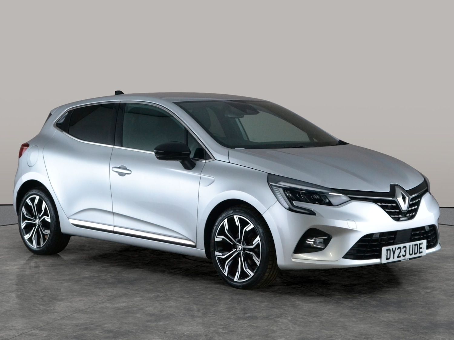 Used Renault Clio 2023 for sale - 78065464: Photo 9