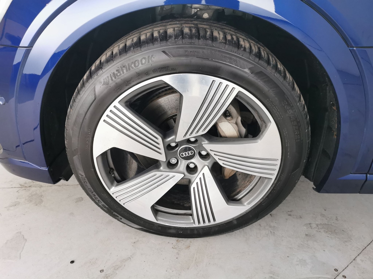 Used Audi e-tron 2023 for sale - 77225569: Photo 27