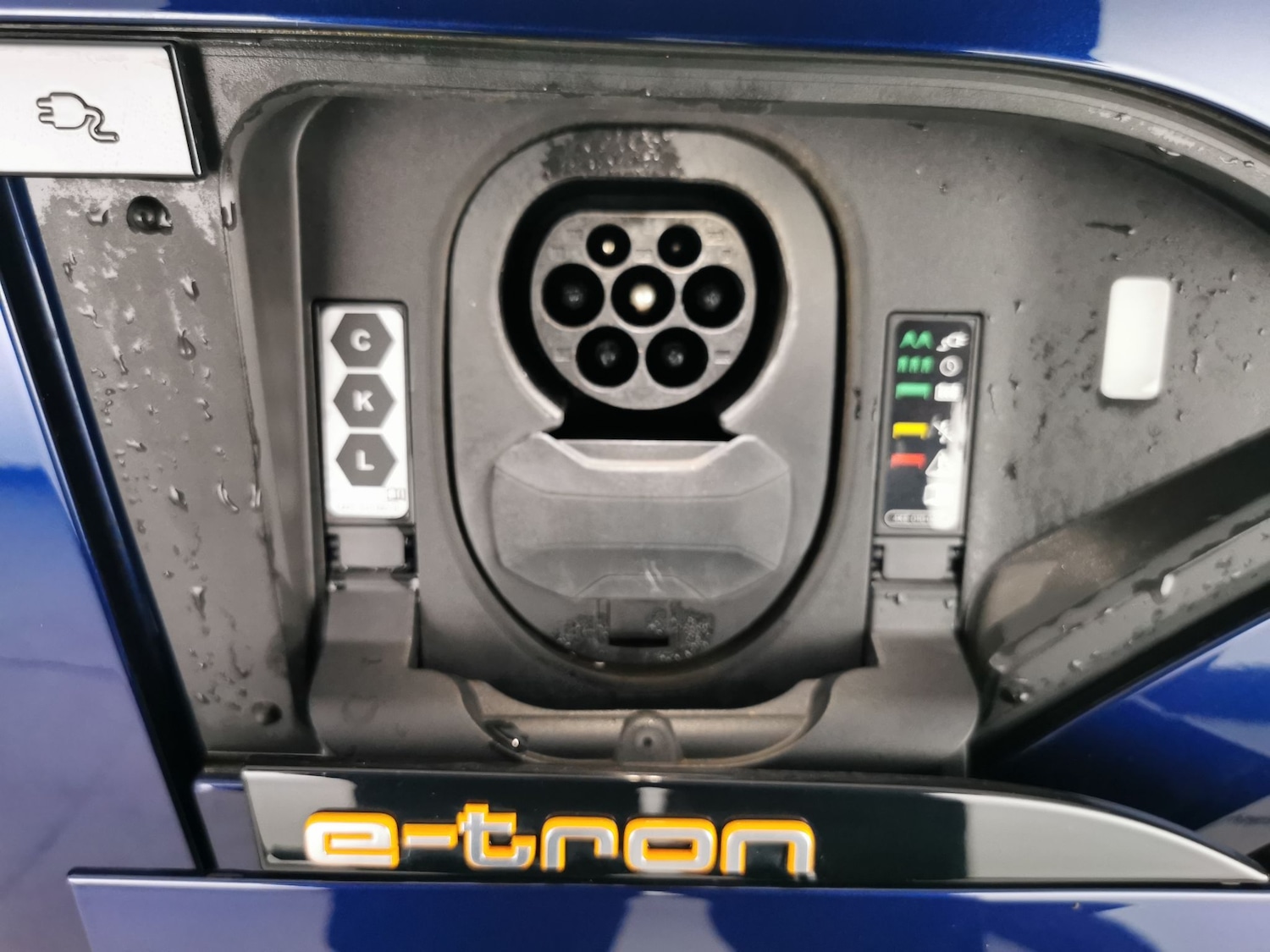 Used Audi e-tron 2023 for sale - 77225569: Photo 36