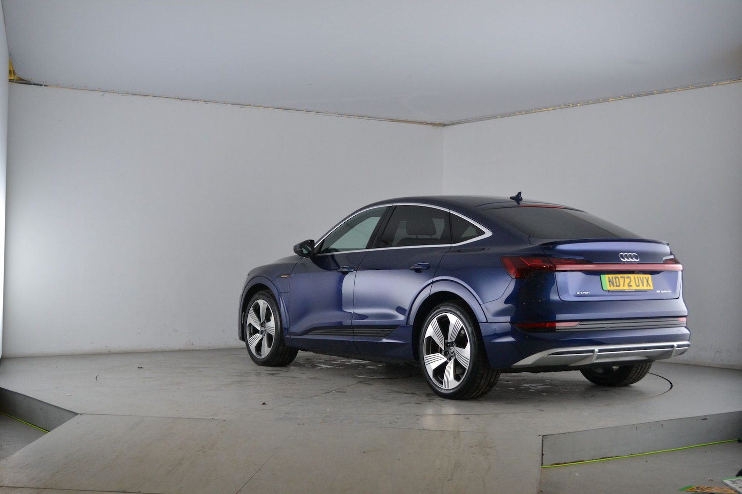Used Audi e-tron 2023 for sale - 77225569: Photo 9