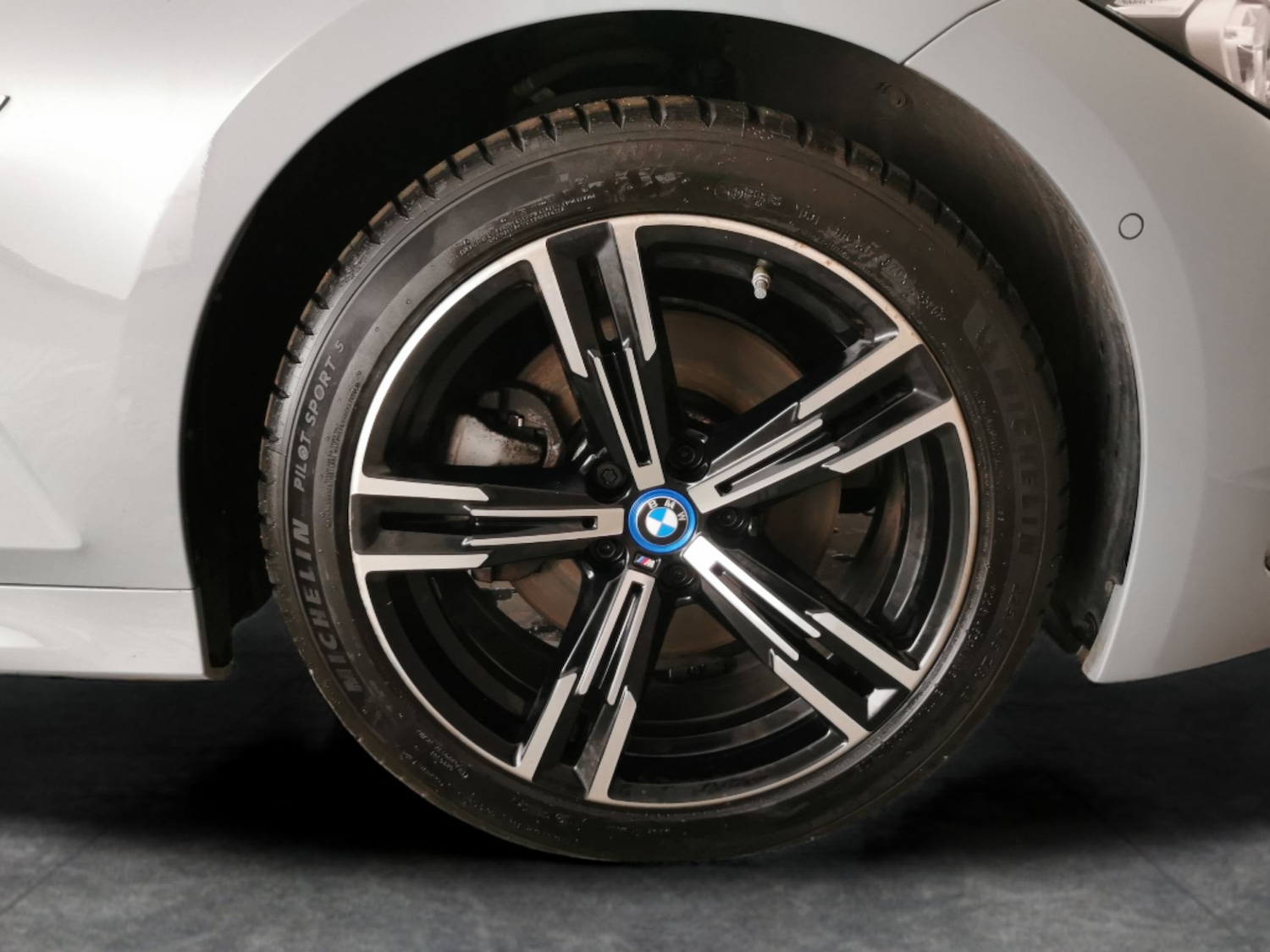 Used BMW 3 Series 2023 for sale - 77432401: Photo 29