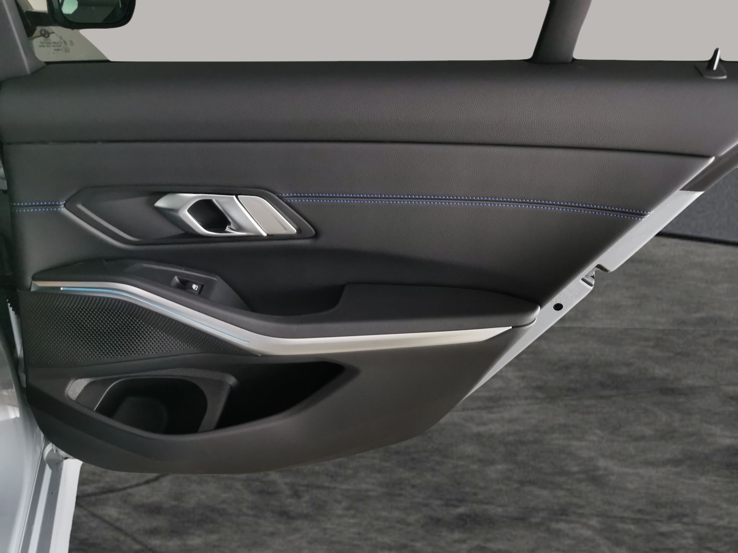 Used BMW 3 Series 2023 for sale - 77432401: Photo 34