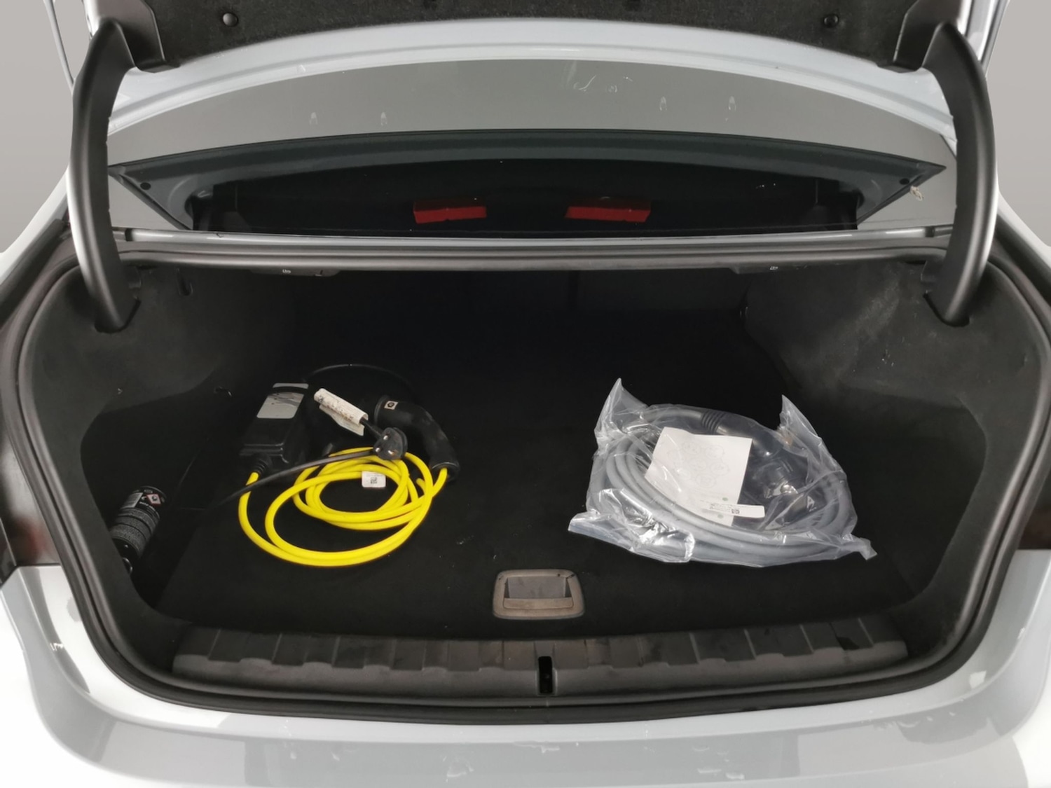 Used BMW 3 Series 2023 for sale - 77432401: Photo 37