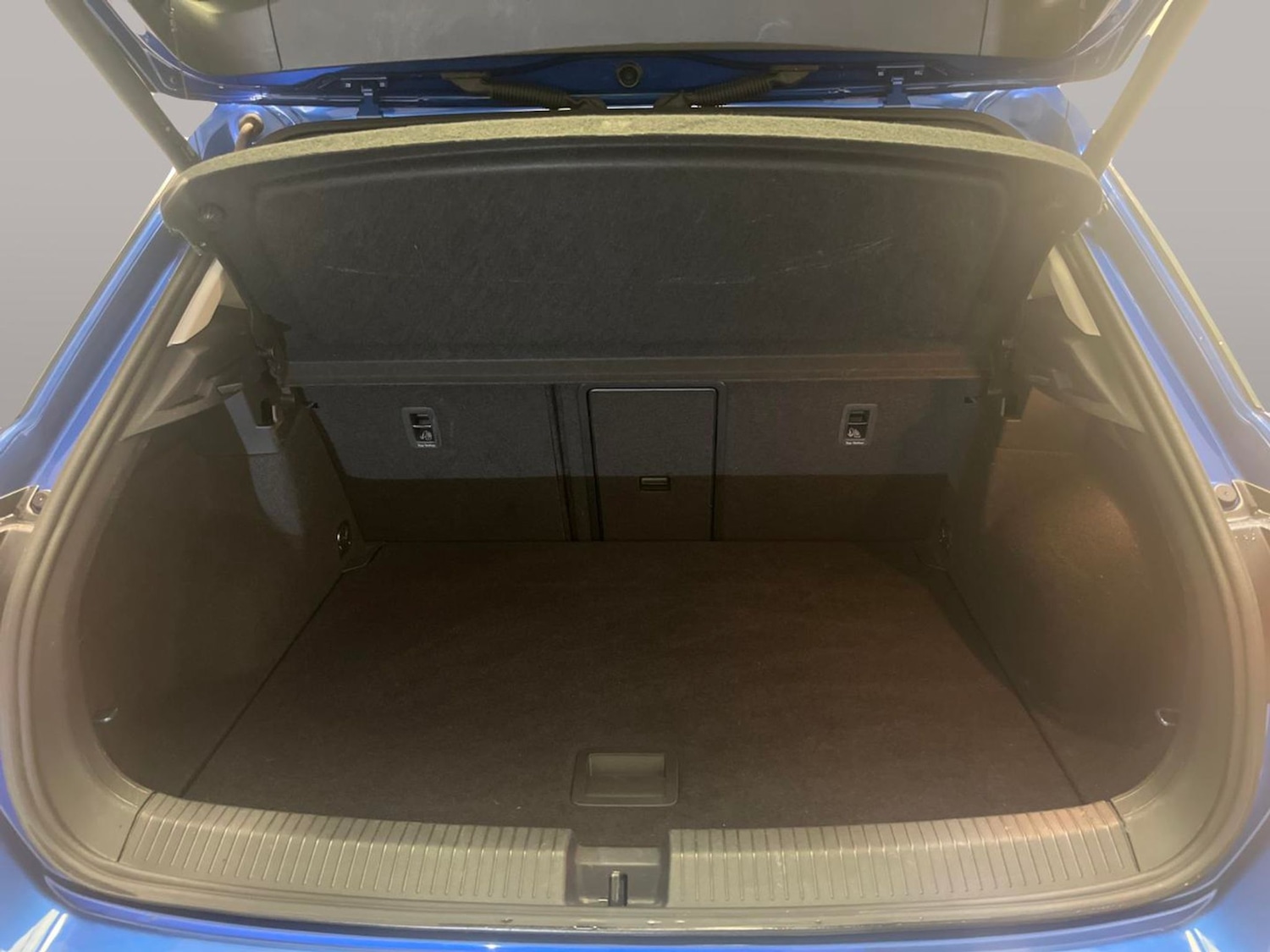 Used Volkswagen T-Roc 2022 for sale - 77778282: Photo 32